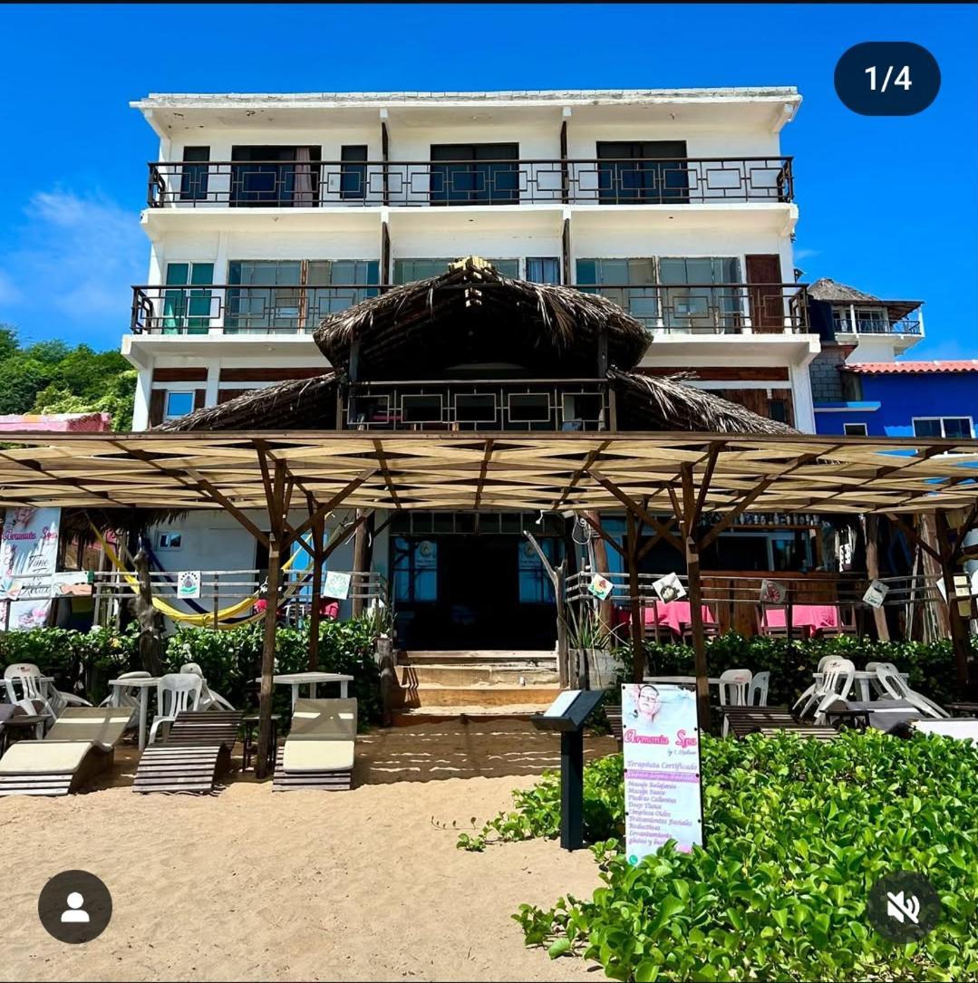 Hotel Neptuno Зиполите Екстериор снимка