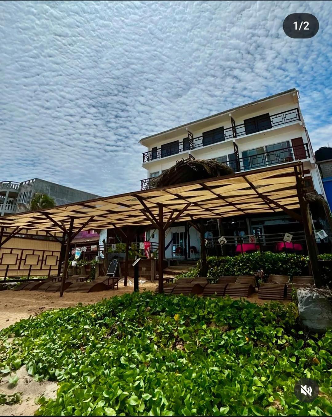 Hotel Neptuno Зиполите Екстериор снимка