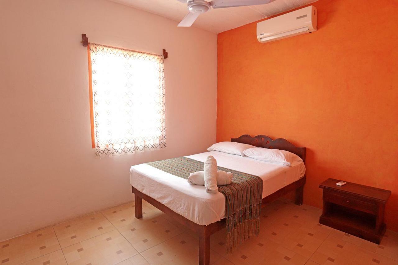 Hotel Neptuno Зиполите Екстериор снимка